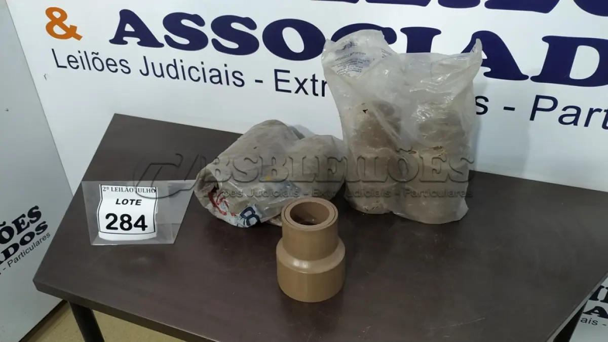 LOTE 284 - 01 LOTE COM VÁRIAS BUCHAS DE REDUÇÃO DE 110X60MM (NO ESTADO) ATENÇÃO! FAZER A VISITAÇÃO ANTES DE ARREMATAR, NÃO SABEMOS SE FUNCIONA. LEILÃO NÃO TEM GARANTIA E NEM DEVOLUÇÃO, SUJEITO A POSSÍVEIS AVARIAS VISÍVEIS/OCULTAS E/OU AUSÊNCIA DE COMPONENTES.
