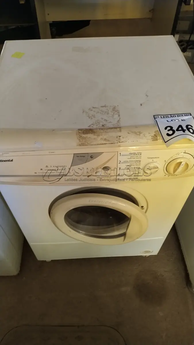 LOTE 346 - 01 MÁQUINA DE LAVAR ROUPAS CONTINENTAL 220V. (NO ESTADO) ATENÇÃO! FAZER A VISITAÇÃO ANTES DE ARREMATAR, NÃO SABEMOS SE FUNCIONA. LEILÃO NÃO TEM GARANTIA E NEM DEVOLUÇÃO, SUJEITO A POSSÍVEIS AVARIAS VISÍVEIS/OCULTAS E/OU AUSÊNCIA DE COMPONENTES.