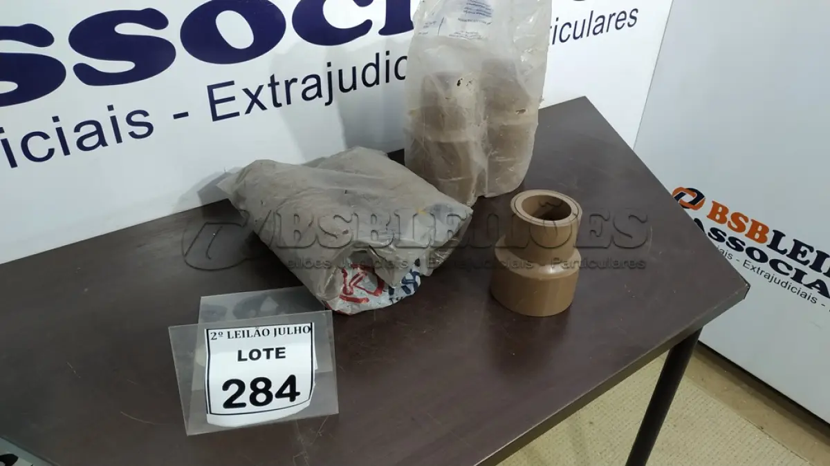 LOTE 284 - 01 LOTE COM VÁRIAS BUCHAS DE REDUÇÃO DE 110X60MM (NO ESTADO) ATENÇÃO! FAZER A VISITAÇÃO ANTES DE ARREMATAR, NÃO SABEMOS SE FUNCIONA. LEILÃO NÃO TEM GARANTIA E NEM DEVOLUÇÃO, SUJEITO A POSSÍVEIS AVARIAS VISÍVEIS/OCULTAS E/OU AUSÊNCIA DE COMPONENTES.