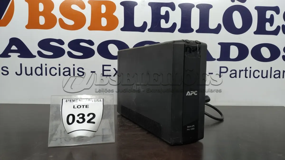 LOTE 032 - 01 APC UPS UNIT. (NO ESTADO EM QUE SE ENCONTRA. SUJEITO A AVARIAS OCULTAS/VISÍVEIS.) 3B1031X18515