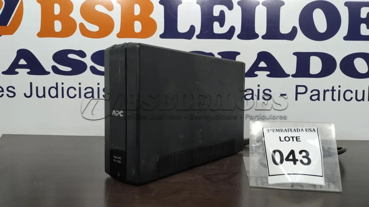 LOTE 043 - 01 APC UPS UNIT. (NO ESTADO EM QUE SE ENCONTRA. SUJEITO A AVARIAS OCULTAS/VISÍVEIS.) 3B1135X18504