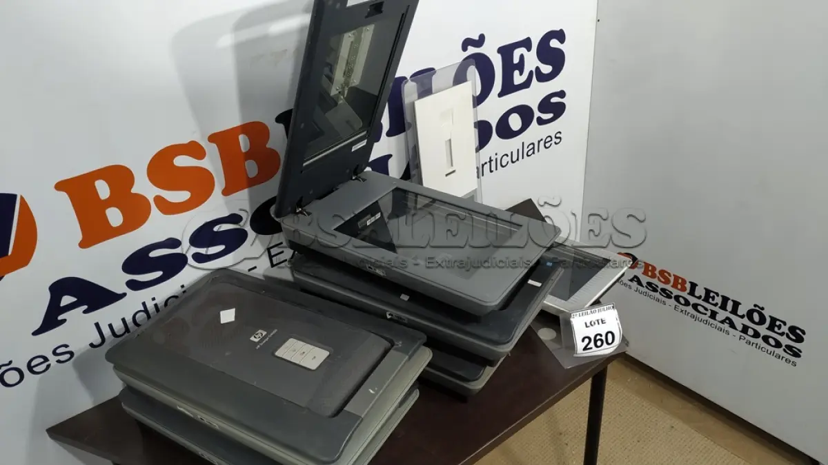 LOTE 260 - 06 SCANNERS HP G4050. (NO ESTADO) ATENÇÃO! FAZER A VISITAÇÃO ANTES DE ARREMATAR, NÃO SABEMOS SE FUNCIONA. LEILÃO NÃO TEM GARANTIA E NEM DEVOLUÇÃO, SUJEITO A POSSÍVEIS AVARIAS VISÍVEIS/OCULTAS E/OU AUSÊNCIA DE COMPONENTES.