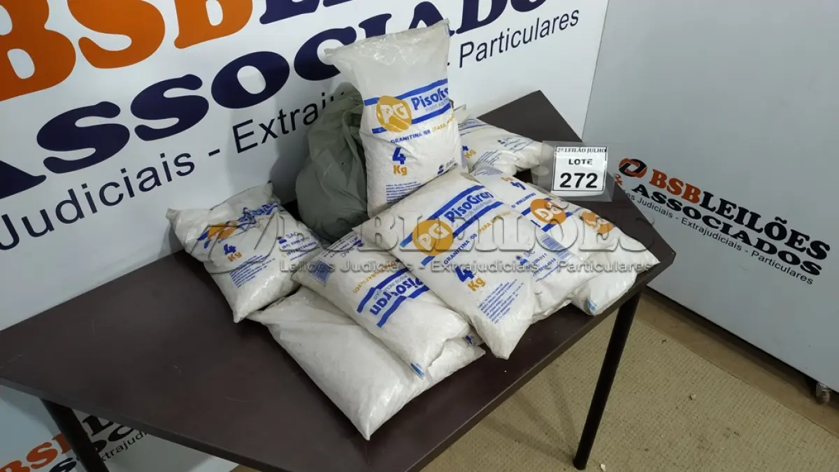 LOTE 272 - 01 LOTE COM GRANDE QUANTIDADE DE GRANITINA. (NO ESTADO) ATENÇÃO! FAZER A VISITAÇÃO ANTES DE ARREMATAR, NÃO SABEMOS SE FUNCIONA. LEILÃO NÃO TEM GARANTIA E NEM DEVOLUÇÃO, SUJEITO A POSSÍVEIS AVARIAS VISÍVEIS/OCULTAS E/OU AUSÊNCIA DE COMPONENTES.