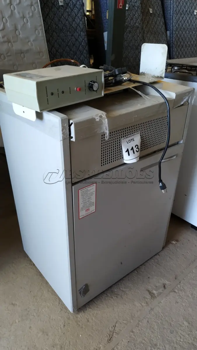 LOTE 113 - 01 SHREDDER (TRITURADORA DE PAPEL). (NO ESTADO EM QUE SE ENCONTRA. SUJEITO A AVARIAS OCULTAS/VISÍVEIS.)  6104278