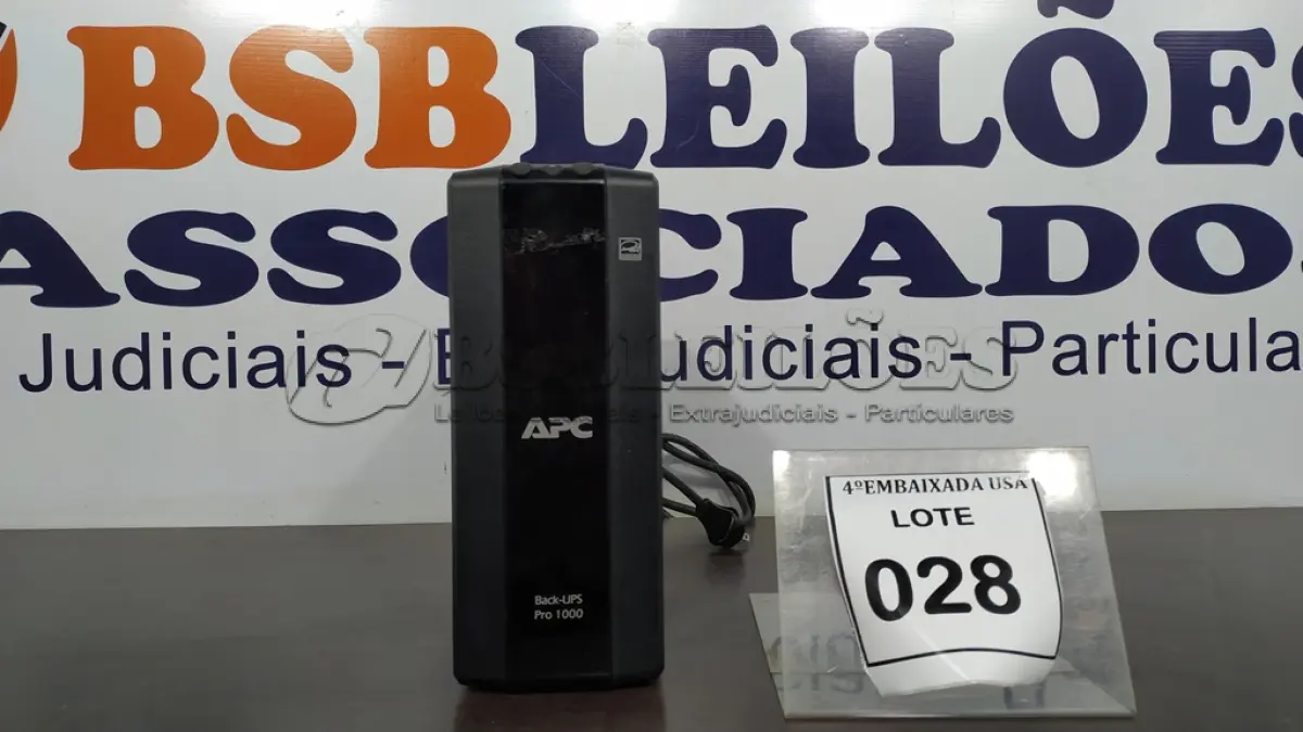 LOTE 028 - 01 APC UPS UNIT. (NO ESTADO EM QUE SE ENCONTRA. SUJEITO A AVARIAS OCULTAS/VISÍVEIS.) 3B1411X18376
