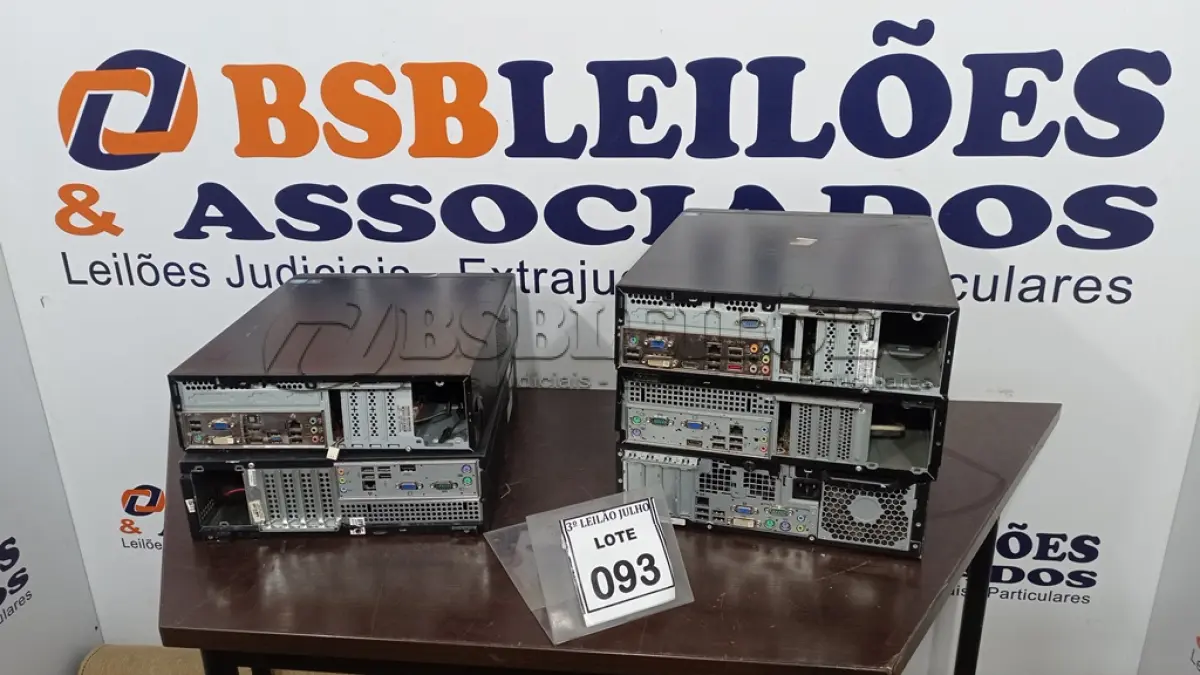 LOTE 093 - 05 CPU’S DE MARCAS E MODELOS DIVERSOS. (NO ESTADO) ATENÇÃO! FAZER A VISITAÇÃO ANTES DE ARREMATAR, NÃO SABEMOS SE FUNCIONA, LEILÃO NÃO TEM GARANTIA E NEM DEVOLUÇÃO, SUJEITO A POSSÍVEIS AVARIAS VISÍVEIS/OCULTAS E/OU AUSÊNCIA DE COMPONENTES.
