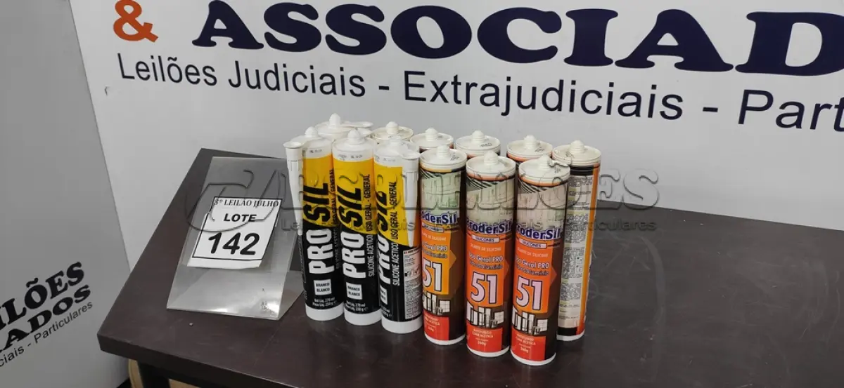 LOTE 142 - 12 BISNAGAS DE SELANTE SILICONE COM 260G MARCA PRODERSIL. (NO ESTADO) ATENÇÃO! FAZER A VISITAÇÃO ANTES DE ARREMATAR, NÃO SABEMOS SE FUNCIONA, LEILÃO NÃO TEM GARANTIA E NEM DEVOLUÇÃO, SUJEITO A POSSÍVEIS AVARIAS VISÍVEIS/OCULTAS E/OU AUSÊNCIA DE COMPONENTES.