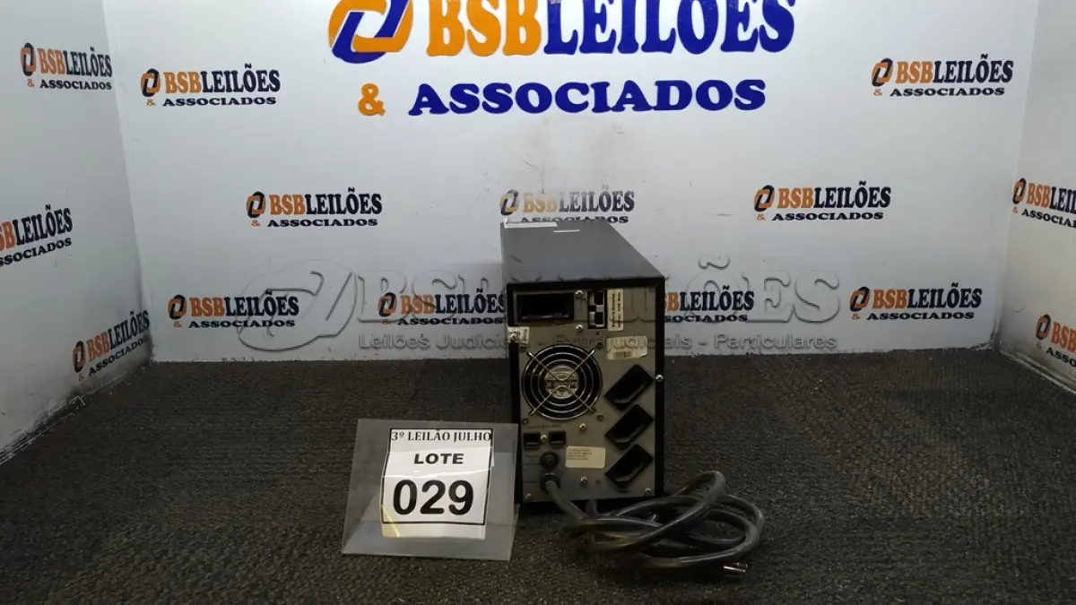 LOTE 029 - 01 NOBREAK MARCA LACERDA. (NO ESTADO) ATENÇÃO! FAZER A VISITAÇÃO ANTES DE ARREMATAR, NÃO SABEMOS SE FUNCIONA, LEILÃO NÃO TEM GARANTIA E NEM DEVOLUÇÃO, SUJEITO A POSSÍVEIS AVARIAS VISÍVEIS/OCULTAS E/OU AUSÊNCIA DE COMPONENTES.