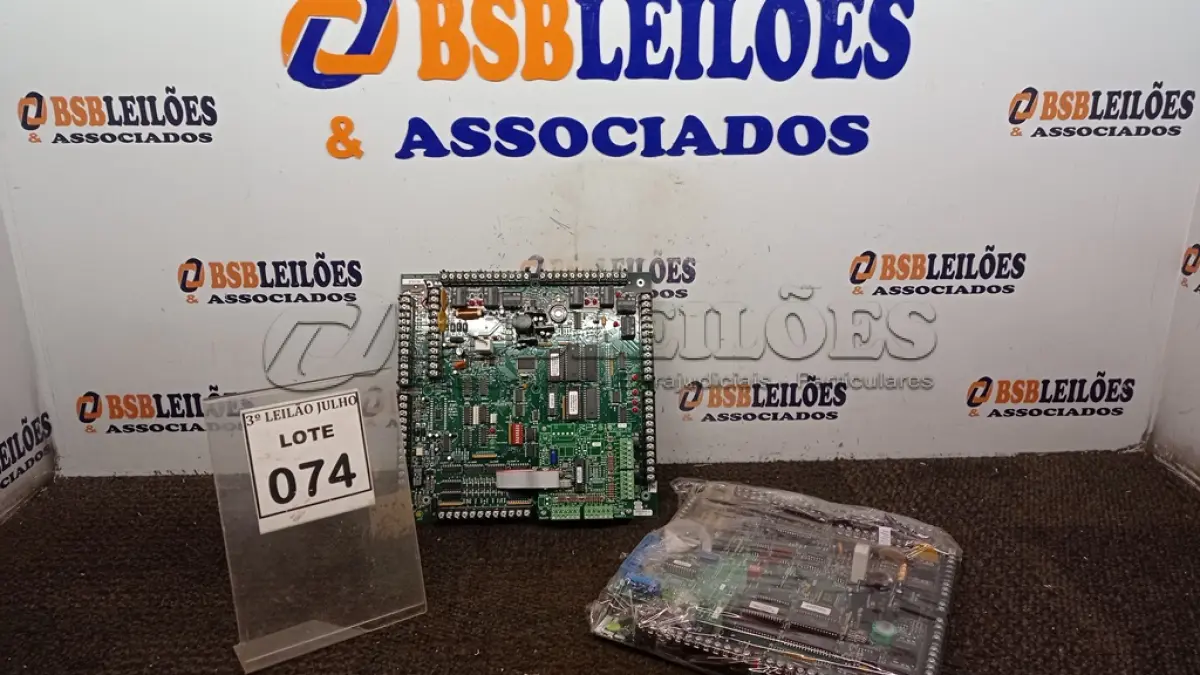 LOTE 074