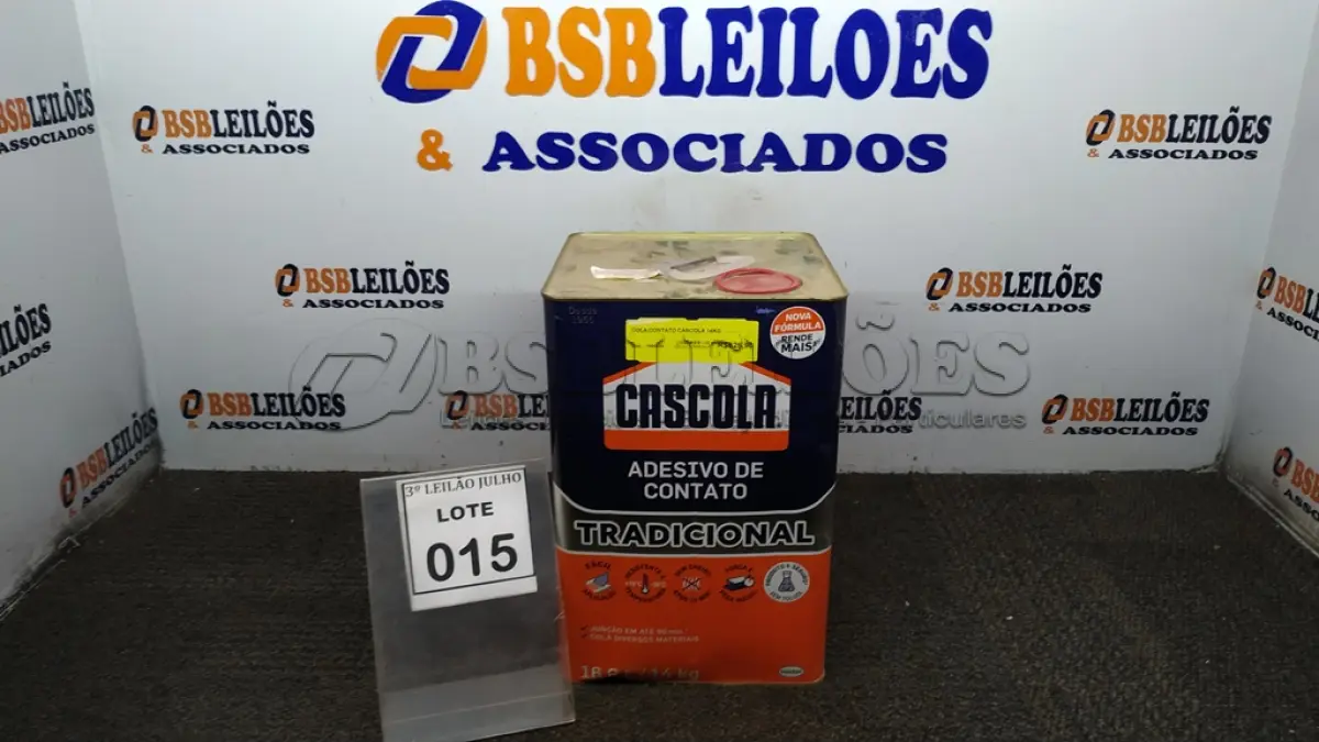 LOTE 015 - 01 LATA DE COLA CONTATO COM 14KG MARCA CASACOLA. (NO ESTADO) ATENÇÃO! FAZER A VISITAÇÃO ANTES DE ARREMATAR, NÃO SABEMOS SE FUNCIONA, LEILÃO NÃO TEM GARANTIA E NEM DEVOLUÇÃO, SUJEITO A POSSÍVEIS AVARIAS VISÍVEIS/OCULTAS E/OU AUSÊNCIA DE COMPONENTES.