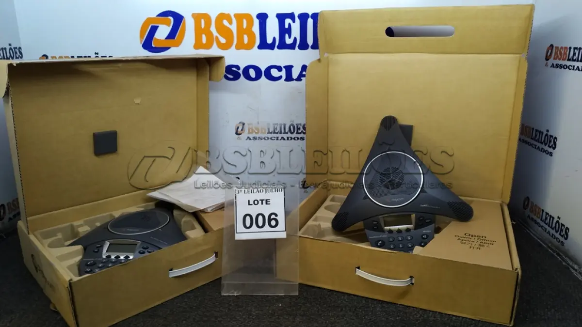 LOTE 006 - 02 ESTAÇOES DE AUDIOCONFERÊNCIA MARCA POLYCOM SOUNDSTATIOM. (NO ESTADO) ATENÇÃO! FAZER A VISITAÇÃO ANTES DE ARREMATAR, NÃO SABEMOS SE FUNCIONA, LEILÃO NÃO TEM GARANTIA E NEM DEVOLUÇÃO, SUJEITO A POSSÍVEIS AVARIAS VISÍVEIS/OCULTAS E/OU AUSÊNCIA DE COMPONENTES.