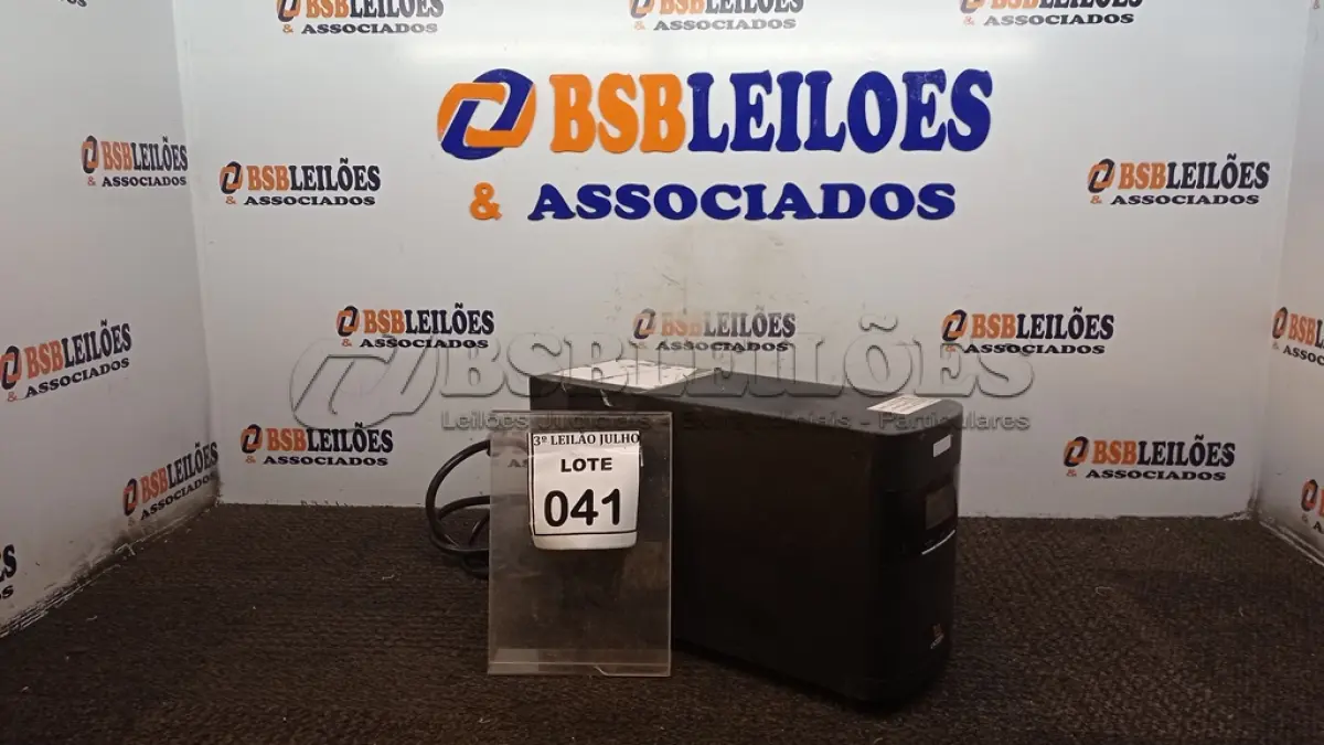 LOTE 041 - 01 NOBREAK MARCA LACERDA. (NO ESTADO) ATENÇÃO! FAZER A VISITAÇÃO ANTES DE ARREMATAR, NÃO SABEMOS SE FUNCIONA, LEILÃO NÃO TEM GARANTIA E NEM DEVOLUÇÃO, SUJEITO A POSSÍVEIS AVARIAS VISÍVEIS/OCULTAS E/OU AUSÊNCIA DE COMPONENTES.