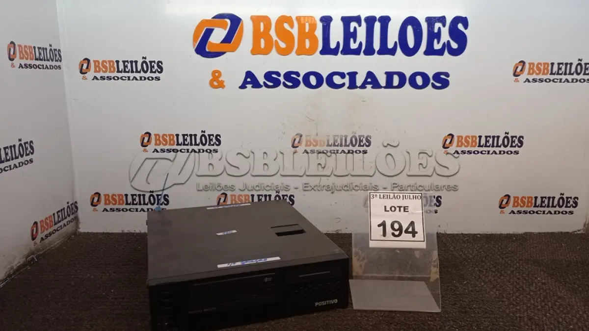 LOTE 194 - 01 CPU 4° GERAÇÃO PROCESSADOR I3 MARCA POSITIVO. (NO ESTADO) ATENÇÃO! FAZER A VISITAÇÃO ANTES DE ARREMATAR, NÃO SABEMOS SE FUNCIONA, LEILÃO NÃO TEM GARANTIA E NEM DEVOLUÇÃO, SUJEITO A POSSÍVEIS AVARIAS VISÍVEIS/OCULTAS E/OU AUSÊNCIA DE COMPONENTES.