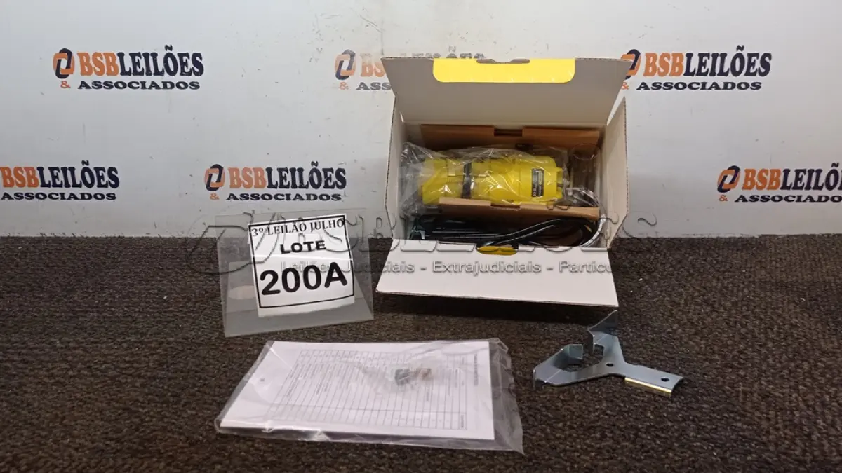 LOTE 200 - TUPIA MANUAL LAMINADORA 220V 600W (NO ESTADO) ATENÇÃO! FAZER A VISITAÇÃO ANTES DE ARREMATAR, NÃO SABEMOS SE FUNCIONA, LEILÃO NÃO TEM GARANTIA E NEM DEVOLUÇÃO, SUJEITO A POSSÍVEIS AVARIAS VISÍVEIS/OCULTAS E/OU AUSÊNCIA DE COMPONENTES.