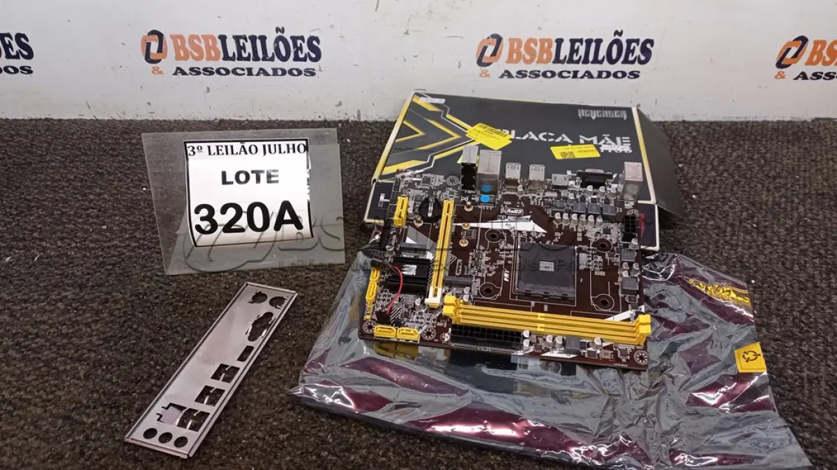 LOTE 320