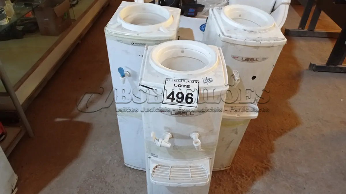 LOTE 496 - 03 BEBEDOUROS PARA GARRAFÃO. (NO ESTADO) ATENÇÃO! FAZER A VISITAÇÃO ANTES DE ARREMATAR, NÃO SABEMOS SE FUNCIONA, LEILÃO NÃO TEM GARANTIA E NEM DEVOLUÇÃO, SUJEITO A POSSÍVEIS AVARIAS VISÍVEIS/OCULTAS E/OU AUSÊNCIA DE COMPONENTES.