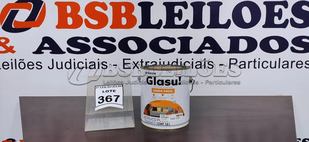 LOTE 367 - 01 LATA DE TINTA ACRÍLICO FOSCO 3,6L NA COR FOSCO CAMURÇA MARCA GLASU. (NO ESTADO) ATENÇÃO! FAZER A VISITAÇÃO ANTES DE ARREMATAR, NÃO SABEMOS SE FUNCIONA. LEILÃO NÃO TEM GARANTIA E NEM DEVOLUÇÃO, SUJEITO A POSSÍVEIS AVARIAS VISÍVEIS/OCULTAS E/OU AUSÊNCIA DE COMPONENTES.