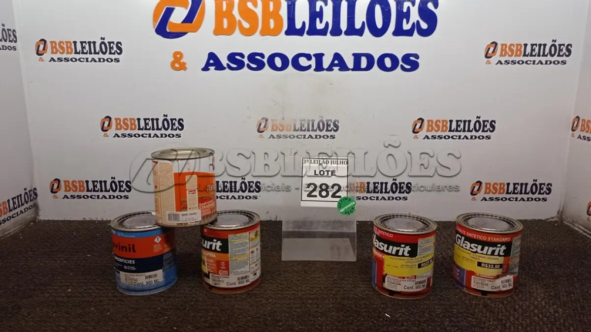 LOTE 282 - 05 LATAS DE ESMALTE SINTÉTICO DE 900ML CORES VARIADAS MARCA VARIADAS. (NO ESTADO) ATENÇÃO! FAZER A VISITAÇÃO ANTES DE ARREMATAR, NÃO SABEMOS SE FUNCIONA, LEILÃO NÃO TEM GARANTIA E NEM DEVOLUÇÃO, SUJEITO A POSSÍVEIS AVARIAS VISÍVEIS/OCULTAS E/OU AUSÊNCIA DE COMPONENTES.