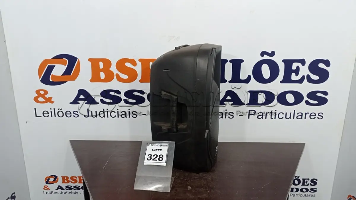 LOTE 328 - 01 CAIXA DE SOM PASSIVA PX-12. (NO ESTADO) ATENÇÃO! FAZER A VISITAÇÃO ANTES DE ARREMATAR, NÃO SABEMOS SE FUNCIONA. LEILÃO NÃO TEM GARANTIA E NEM DEVOLUÇÃO, SUJEITO A POSSÍVEIS AVARIAS VISÍVEIS/OCULTAS E/OU AUSÊNCIA DE COMPONENTES.