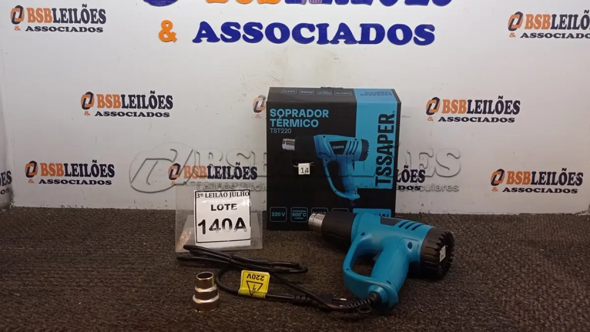 LOTE 140 - SOPRADOR TÉRMICO 220V DUAS VELOCIDADES 1BICO 2000W (NO ESTADO) ATENÇÃO! FAZER A VISITAÇÃO ANTES DE ARREMATAR, NÃO SABEMOS SE FUNCIONA, LEILÃO NÃO TEM GARANTIA E NEM DEVOLUÇÃO, SUJEITO A POSSÍVEIS AVARIAS VISÍVEIS/OCULTAS E/OU AUSÊNCIA DE COMPONENTES.