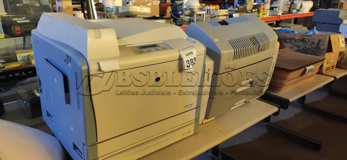 LOTE 383 - 01 IMPRESSORA MARCA KONICA MINOLTA DRYPRO MODELO 832 E 01 IMPRESSORA DE RAIO X DRYSTAR 5302 MARCA AGFA. (NO ESTADO) ATENÇÃO! FAZER A VISITAÇÃO ANTES DE ARREMATAR, NÃO SABEMOS SE FUNCIONA. LEILÃO NÃO TEM GARANTIA E NEM DEVOLUÇÃO, SUJEITO A POSSÍVEIS AVARIAS VISÍVEIS/OCULTAS E/OU AUSÊNCIA DE COMPONENTES.