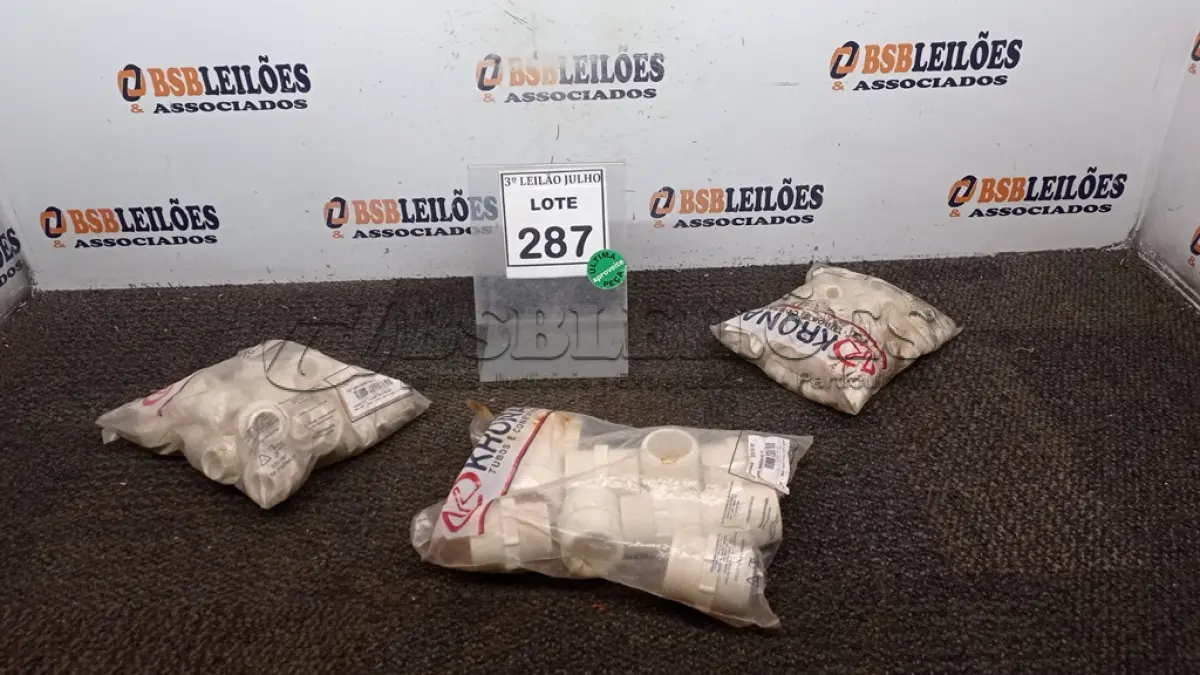 LOTE 287 - 60 PEÇAS DE NIPLE ROSCÁVEL E 20 PEÇAS DE UNIÃO ROSCÁVEL MARCA KRONA. (NO ESTADO) ATENÇÃO! FAZER A VISITAÇÃO ANTES DE ARREMATAR, NÃO SABEMOS SE FUNCIONA, LEILÃO NÃO TEM GARANTIA E NEM DEVOLUÇÃO, SUJEITO A POSSÍVEIS AVARIAS VISÍVEIS/OCULTAS E/OU AUSÊNCIA DE COMPONENTES.