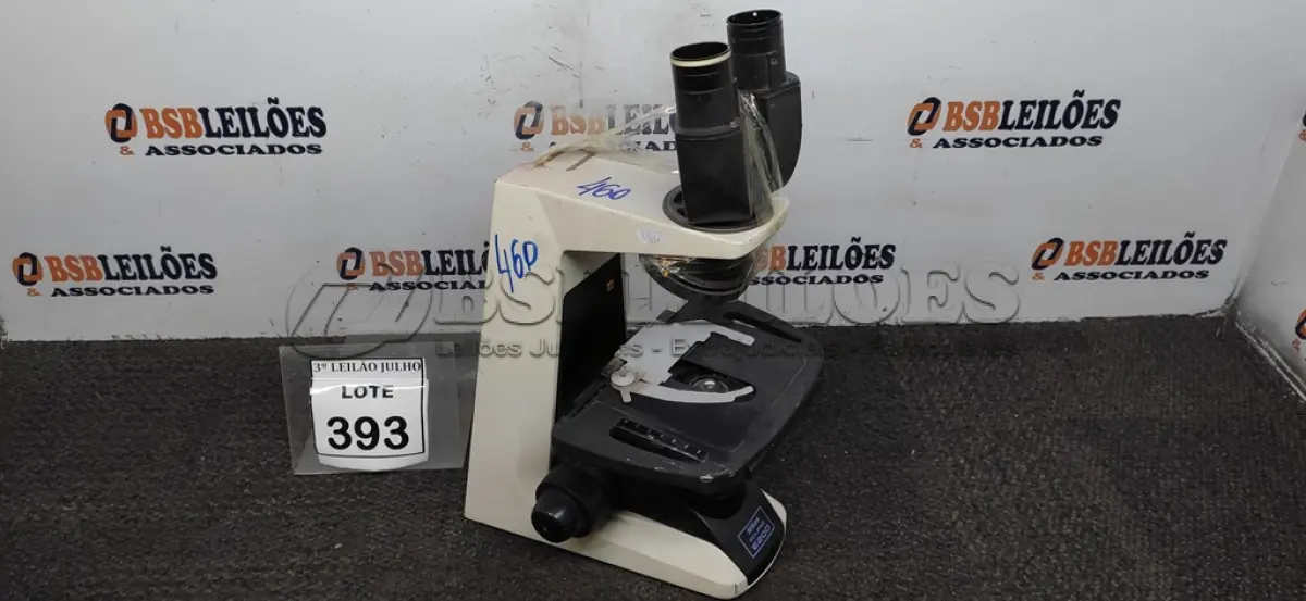 LOTE 393 - 01 MICROSCÓPIO NIKON ECLIPSE E200. (NO ESTADO) ATENÇÃO! FAZER A VISITAÇÃO ANTES DE ARREMATAR, NÃO SABEMOS SE FUNCIONA. LEILÃO NÃO TEM GARANTIA E NEM DEVOLUÇÃO, SUJEITO A POSSÍVEIS AVARIAS VISÍVEIS/OCULTAS E/OU AUSÊNCIA DE COMPONENTES.
