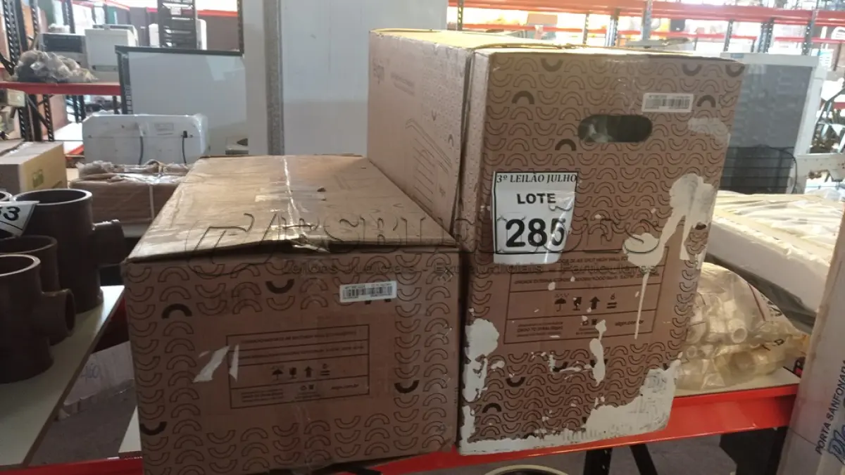 LOTE 285 - 01 AR CONDICIONADO 9.000BTUS MARCA ELGIN.(LACRADO) (NO ESTADO) ATENÇÃO! FAZER A VISITAÇÃO ANTES DE ARREMATAR, NÃO SABEMOS SE FUNCIONA, LEILÃO NÃO TEM GARANTIA E NEM DEVOLUÇÃO, SUJEITO A POSSÍVEIS AVARIAS VISÍVEIS/OCULTAS E/OU AUSÊNCIA DE COMPONENTES.