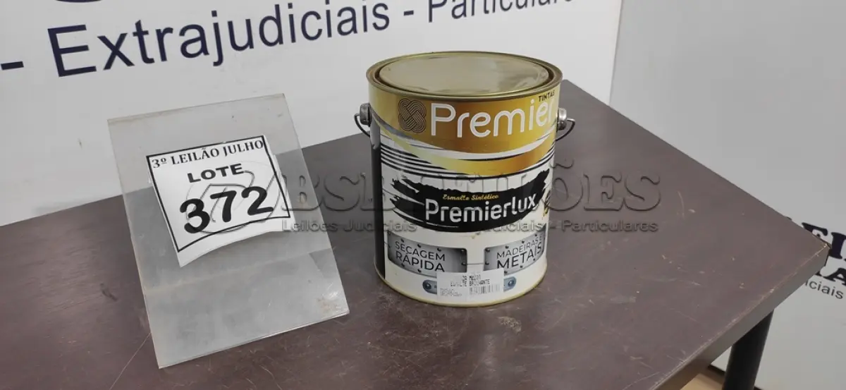 LOTE 499 - 01 LATA DE ESMALTE SINTÉTICO PREMIERLUX DE 3,6L NA COR CINZA MÉDIO MARCA PREMIER. (NO ESTADO) ATENÇÃO! FAZER A VISITAÇÃO ANTES DE ARREMATAR, NÃO SABEMOS SE FUNCIONA, LEILÃO NÃO TEM GARANTIA E NEM DEVOLUÇÃO, SUJEITO A POSSÍVEIS AVARIAS VISÍVEIS/OCULTAS E/OU AUSÊNCIA DE COMPONENTES.