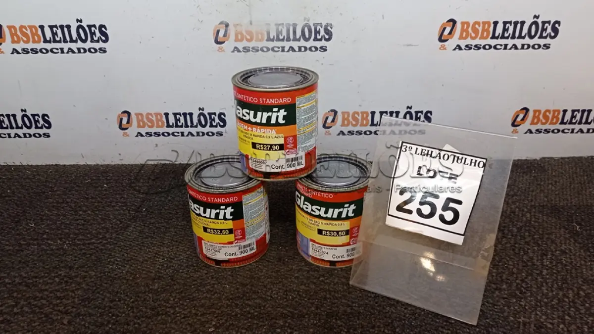 LOTE 255 - 03 LATAS DE ESMALTE SINTÉTICO DE 900ML CORES VARIADAS MARCA GLASURIT. (NO ESTADO) ATENÇÃO! FAZER A VISITAÇÃO ANTES DE ARREMATAR, NÃO SABEMOS SE FUNCIONA, LEILÃO NÃO TEM GARANTIA E NEM DEVOLUÇÃO, SUJEITO A POSSÍVEIS AVARIAS VISÍVEIS/OCULTAS E/OU AUSÊNCIA DE COMPONENTES.