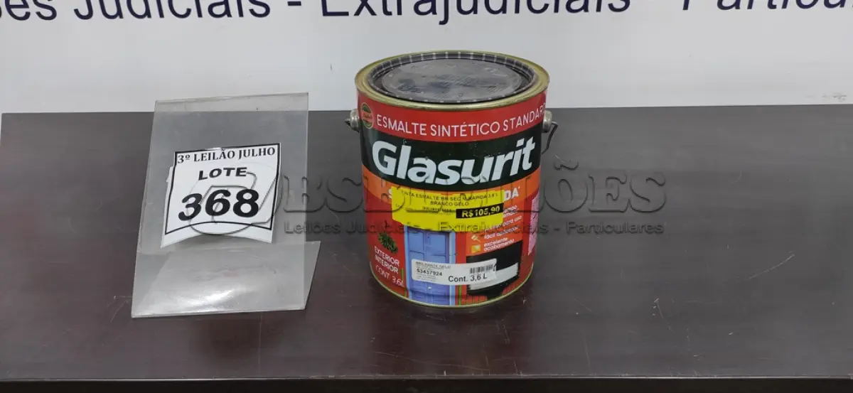 LOTE 368 - 01 LATA DE ESMALTE SINTÉTICO COM 3,6L NA COR BRILHANTE GELO MARCA GLASURIT. (NO ESTADO) ATENÇÃO! FAZER A VISITAÇÃO ANTES DE ARREMATAR, NÃO SABEMOS SE FUNCIONA, LEILÃO NÃO TEM GARANTIA E NEM DEVOLUÇÃO, SUJEITO A POSSÍVEIS AVARIAS VISÍVEIS/OCULTAS E/OU AUSÊNCIA DE COMPONENTES.