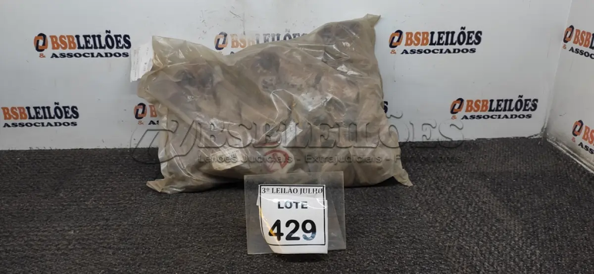 LOTE 429 - 01 LOTE COM GRANDES QUANTIDADES DE TÊ SOLDÁVEIS.  E (NO ESTADO) ATENÇÃO! FAZER A VISITAÇÃO ANTES DE ARREMATAR, NÃO SABEMOS SE FUNCIONA, LEILÃO NÃO TEM GARANTIA E NEM DEVOLUÇÃO, SUJEITO A POSSÍVEIS AVARIAS VISÍVEIS/OCULTAS E/OU AUSÊNCIA DE COMPONENTES.