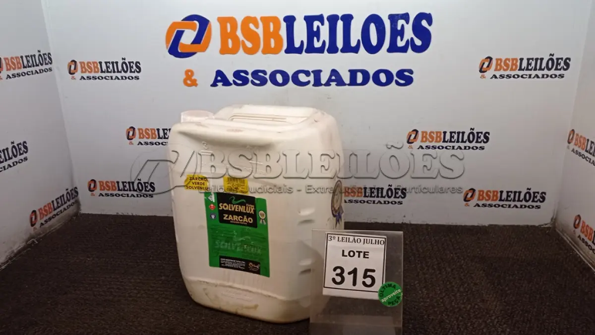 LOTE 315 - 01 GALÃO DE ZARCÃO 20LTS COR VERDE MARCA SOLVENLUX. (NO ESTADO) ATENÇÃO! FAZER A VISITAÇÃO ANTES DE ARREMATAR, NÃO SABEMOS SE FUNCIONA, LEILÃO NÃO TEM GARANTIA E NEM DEVOLUÇÃO, SUJEITO A POSSÍVEIS AVARIAS VISÍVEIS/OCULTAS E/OU AUSÊNCIA DE COMPONENTES.
