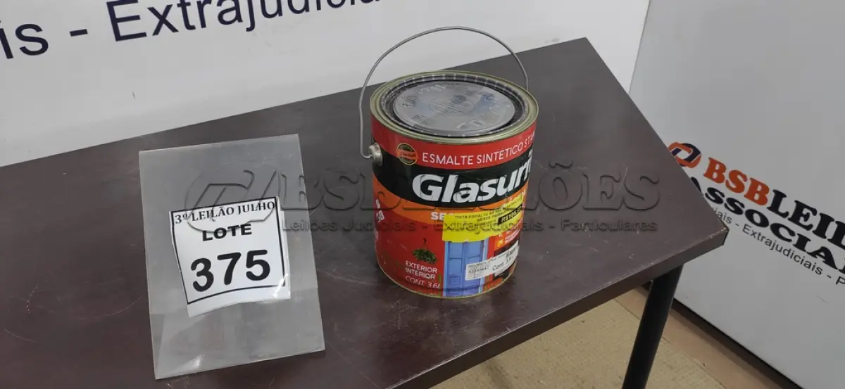 LOTE 500 - 01 LATA DE ESMALTE SINTÉTICO COM 3,6L NA COR BRILHANTE VERDE PRIMAVERA GLASURIT. (NO ESTADO) ATENÇÃO! FAZER A VISITAÇÃO ANTES DE ARREMATAR, NÃO SABEMOS SE FUNCIONA, LEILÃO NÃO TEM GARANTIA E NEM DEVOLUÇÃO, SUJEITO A POSSÍVEIS AVARIAS VISÍVEIS/OCULTAS E/OU AUSÊNCIA DE COMPONENTES.