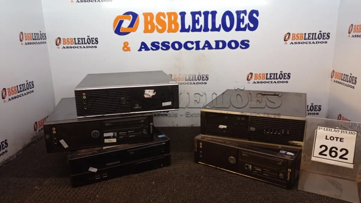 LOTE 262 - 05 CPU’S DE MARCAS E MODELOS DIVERSOS. (NO ESTADO) ATENÇÃO! FAZER A VISITAÇÃO ANTES DE ARREMATAR, NÃO SABEMOS SE FUNCIONA, LEILÃO NÃO TEM GARANTIA E NEM DEVOLUÇÃO, SUJEITO A POSSÍVEIS AVARIAS VISÍVEIS/OCULTAS E/OU AUSÊNCIA DE COMPONENTES.