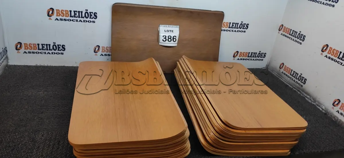 LOTE 386 - 22 PLACAS DE MADEIRA. (NO ESTADO) ATENÇÃO! FAZER A VISITAÇÃO ANTES DE ARREMATAR, NÃO SABEMOS SE FUNCIONA. LEILÃO NÃO TEM GARANTIA E NEM DEVOLUÇÃO, SUJEITO A POSSÍVEIS AVARIAS VISÍVEIS/OCULTAS E/OU AUSÊNCIA DE COMPONENTES.
