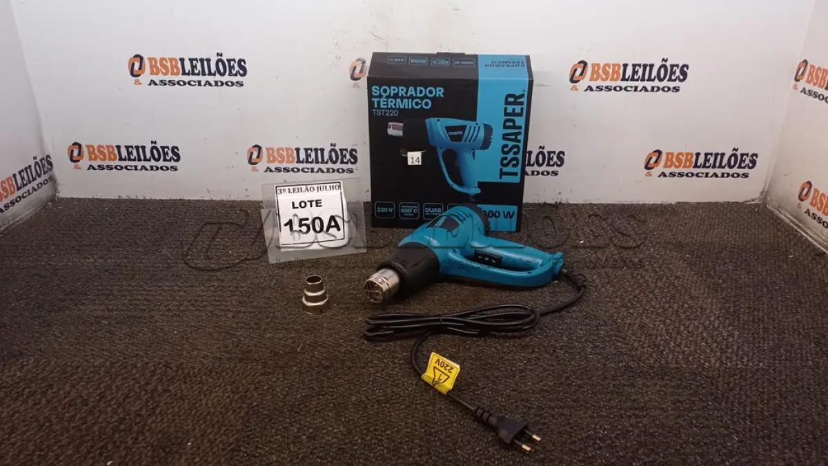 LOTE 150 - SOPRADOR TÉRMICO 220V DUAS VELOCIDADES 1BICO 2000W (NO ESTADO) ATENÇÃO! FAZER A VISITAÇÃO ANTES DE ARREMATAR, NÃO SABEMOS SE FUNCIONA, LEILÃO NÃO TEM GARANTIA E NEM DEVOLUÇÃO, SUJEITO A POSSÍVEIS AVARIAS VISÍVEIS/OCULTAS E/OU AUSÊNCIA DE COMPONENTES.