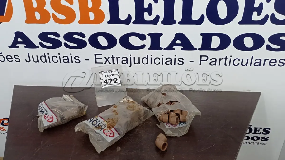 LOTE 472 - 01 LOTE COM VÁRIOS JOELHOS E LUVAS DE CORRER. (NO ESTADO) ATENÇÃO! FAZER A VISITAÇÃO ANTES DE ARREMATAR, NÃO SABEMOS SE FUNCIONA, LEILÃO NÃO TEM GARANTIA E NEM DEVOLUÇÃO, SUJEITO A POSSÍVEIS AVARIAS VISÍVEIS/OCULTAS E/OU AUSÊNCIA DE COMPONENTES.