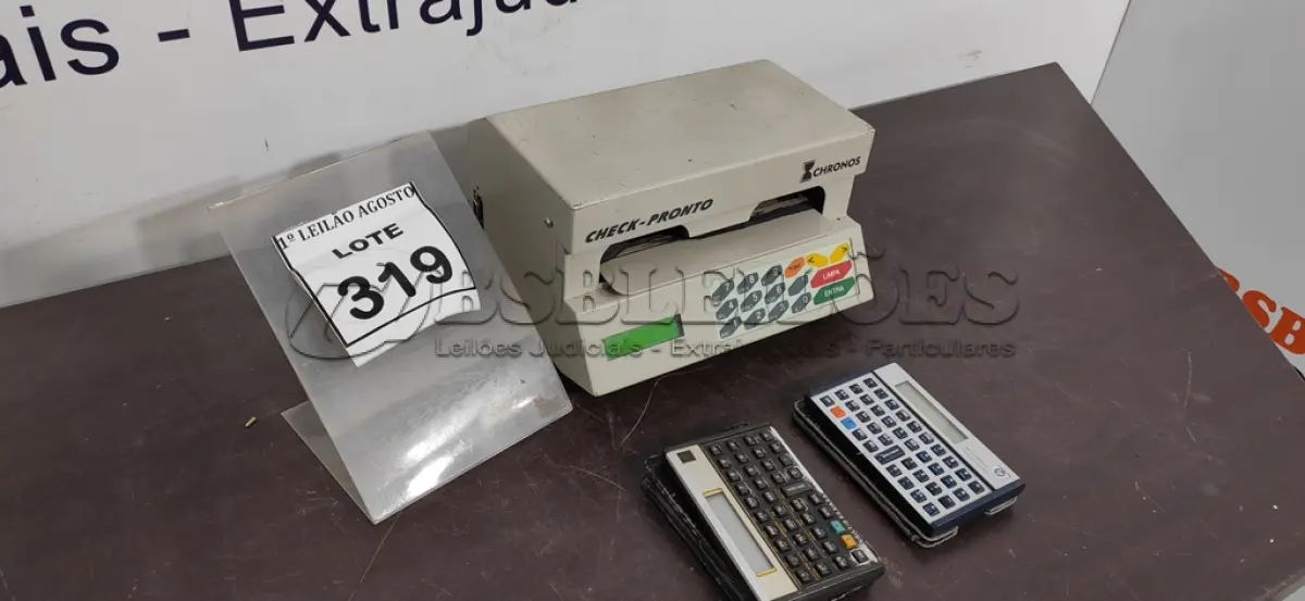 LOTE 319 - 01 IMPRESSORAS DE CHEQUES E 02 CALCULADORAS FINANCEIRAS. (NO ESTADO) ATENÇÃO! FAZER A VISITAÇÃO ANTES DE ARREMATAR, NÃO SABEMOS SE FUNCIONA, LEILÃO NÃO TEM GARANTIA E NEM DEVOLUÇÃO, SUJEITO A POSSÍVEIS AVARIAS VISÍVEIS/OCULTAS E/OU AUSÊNCIA DE COMPONENTES.