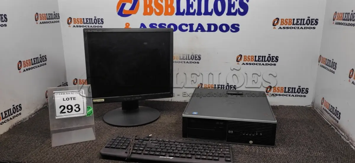 LOTE 293 - 01 COMPUTADOR. (NO ESTADO) ATENÇÃO! FAZER A VISITAÇÃO ANTES DE ARREMATAR, NÃO SABEMOS SE FUNCIONA, LEILÃO NÃO TEM GARANTIA E NEM DEVOLUÇÃO, SUJEITO A POSSÍVEIS AVARIAS VISÍVEIS/OCULTAS E/OU AUSÊNCIA DE COMPONENTES.