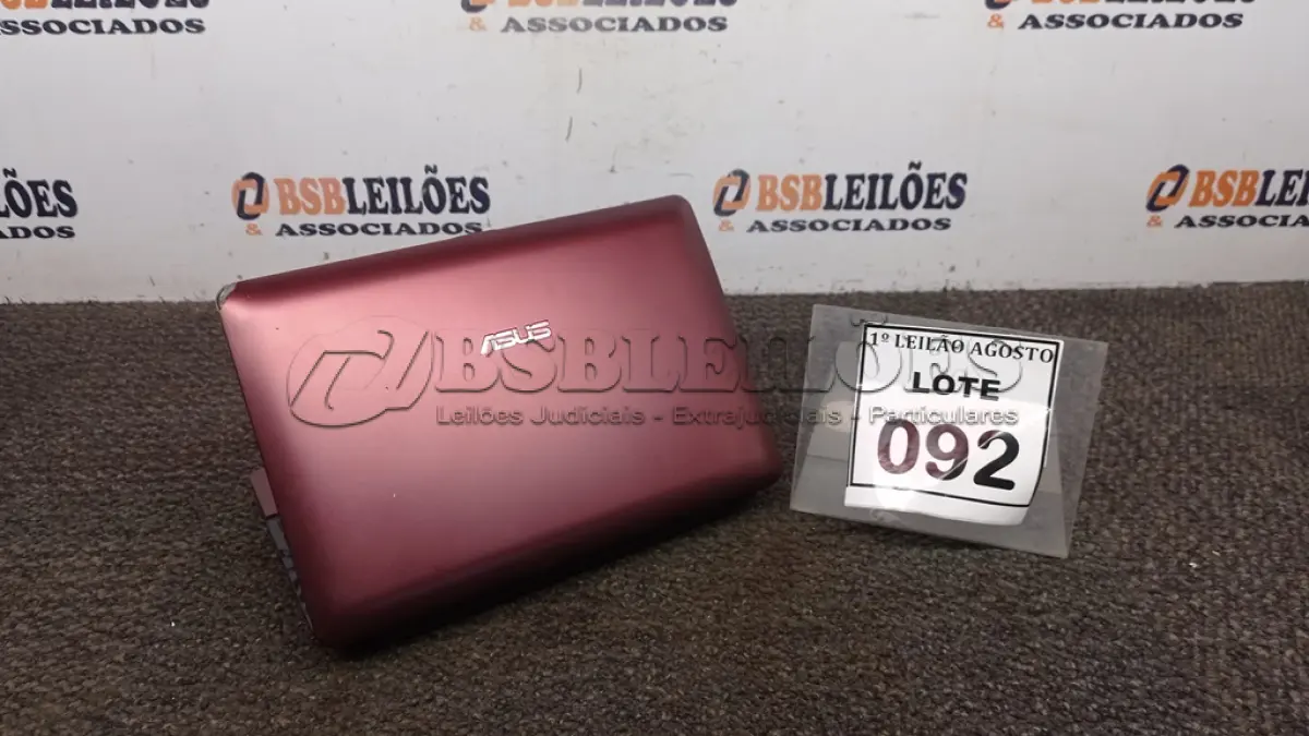 LOTE 092 - 01 NETEBOOK MARCA ASUS. (NO ESTADO) ATENÇÃO! FAZER A VISITAÇÃO ANTES DE ARREMATAR, NÃO SABEMOS SE FUNCIONA. LEILÃO NÃO TEM GARANTIA E NEM DEVOLUÇÃO, SUJEITO A POSSÍVEIS AVARIAS VISÍVEIS/OCULTAS E/OU AUSÊNCIA DE COMPONENTES.