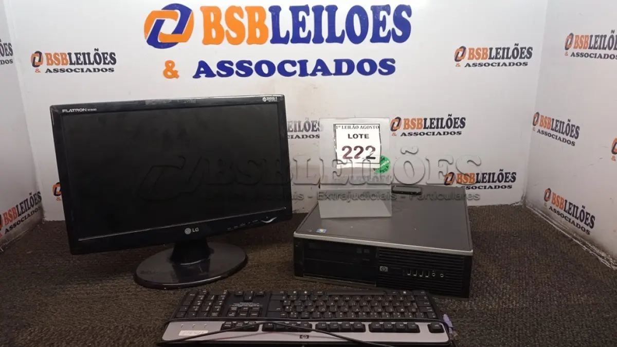 LOTE 222 - 01 COMPUTADOR. (NO ESTADO) ATENÇÃO! FAZER A VISITAÇÃO ANTES DE ARREMATAR, NÃO SABEMOS SE FUNCIONA. LEILÃO NÃO TEM GARANTIA E NEM DEVOLUÇÃO, SUJEITO A POSSÍVEIS AVARIAS VISÍVEIS/OCULTAS E/OU AUSÊNCIA DE COMPONENTES.