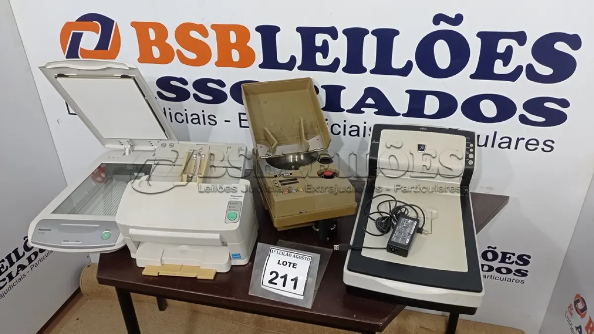 LOTE 211 - 03 SCANNERS E 01 MÁQUINA CONTADORA DE MOEDAS. (NO ESTADO) ATENÇÃO! FAZER A VISITAÇÃO ANTES DE ARREMATAR, NÃO SABEMOS SE FUNCIONA, LEILÃO NÃO TEM GARANTIA E NEM DEVOLUÇÃO, SUJEITO A POSSÍVEIS AVARIAS VISÍVEIS/OCULTAS E/OU AUSÊNCIA DE COMPONENTES.