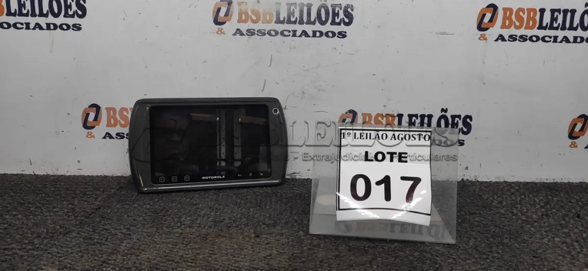 LOTE 017 - 01 APARELHO DE GPS MARCA MOTOROLA. (NO ESTADO) ATENÇÃO! FAZER A VISITAÇÃO ANTES DE ARREMATAR, NÃO SABEMOS SE FUNCIONA. LEILÃO NÃO TEM GARANTIA E NEM DEVOLUÇÃO, SUJEITO A POSSÍVEIS AVARIAS VISÍVEIS/OCULTAS E/OU AUSÊNCIA DE COMPONENTES.