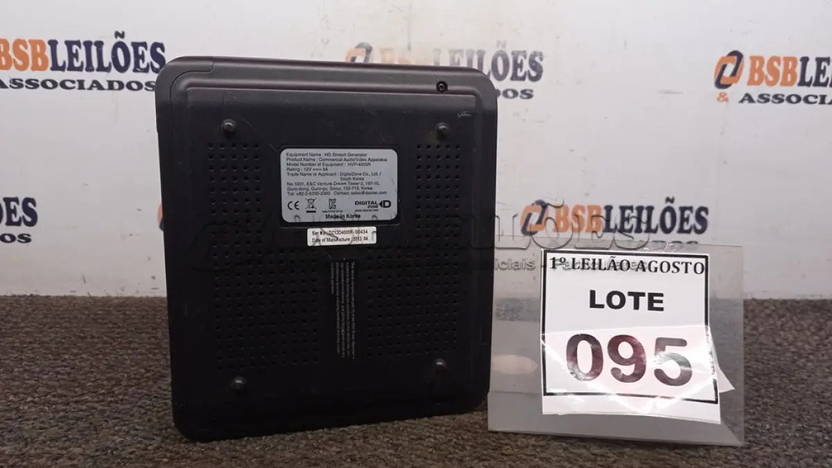 LOTE 095 - 01 GERADOR DE TRANSMISSÃO HD. (NO ESTADO) ATENÇÃO! FAZER A VISITAÇÃO ANTES DE ARREMATAR, NÃO SABEMOS SE FUNCIONA. LEILÃO NÃO TEM GARANTIA E NEM DEVOLUÇÃO, SUJEITO A POSSÍVEIS AVARIAS VISÍVEIS/OCULTAS E/OU AUSÊNCIA DE COMPONENTES.