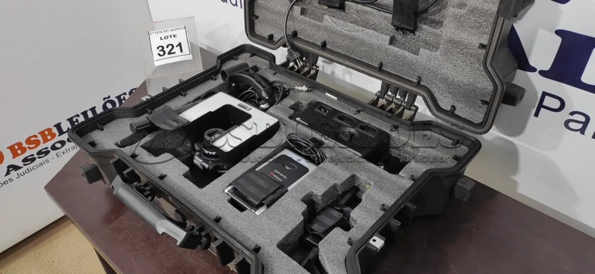 LOTE 321 - 01 KIT COLLECT BIO AEX-14224 MARCA AKIYAMA COM CASE. (NO ESTADO) ATENÇÃO! FAZER A VISITAÇÃO ANTES DE ARREMATAR, NÃO SABEMOS SE FUNCIONA, LEILÃO NÃO TEM GARANTIA E NEM DEVOLUÇÃO, SUJEITO A POSSÍVEIS AVARIAS VISÍVEIS/OCULTAS E/OU AUSÊNCIA DE COMPONENTES.