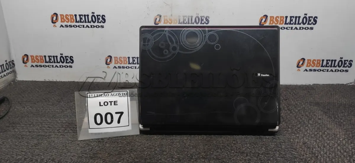 LOTE 007 - 01 NOTEBOOK MARCA IATUTEC. (NO ESTADO) ATENÇÃO! FAZER A VISITAÇÃO ANTES DE ARREMATAR, NÃO SABEMOS SE FUNCIONA. LEILÃO NÃO TEM GARANTIA E NEM DEVOLUÇÃO, SUJEITO A POSSÍVEIS AVARIAS VISÍVEIS/OCULTAS E/OU AUSÊNCIA DE COMPONENTES.