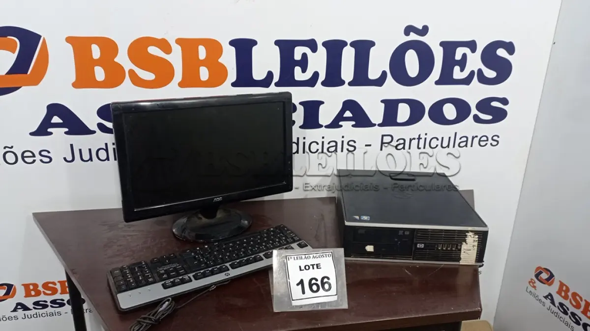 LOTE 166 - 01 COMPUTADOR. (NO ESTADO) ATENÇÃO! FAZER A VISITAÇÃO ANTES DE ARREMATAR, NÃO SABEMOS SE FUNCIONA. LEILÃO NÃO TEM GARANTIA E NEM DEVOLUÇÃO, SUJEITO A POSSÍVEIS AVARIAS VISÍVEIS/OCULTAS E/OU AUSÊNCIA DE COMPONENTES.