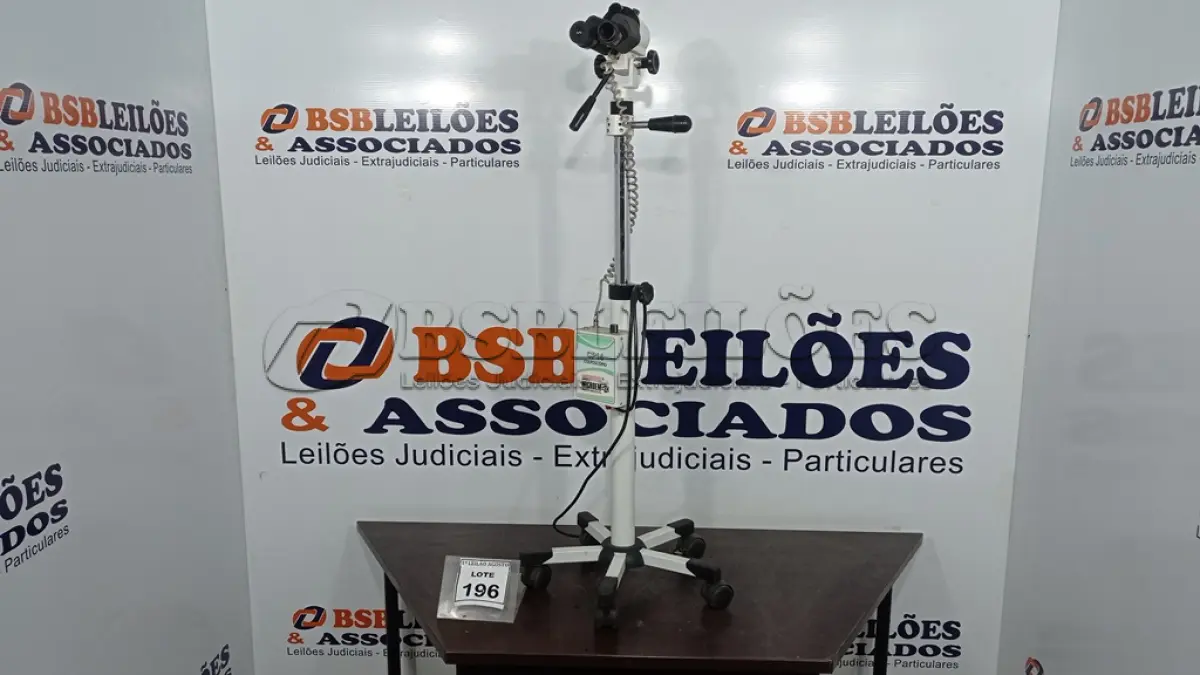 LOTE 196 - 01 COLPOSCÓPIO CP14. (NO ESTADO) ATENÇÃO! FAZER A VISITAÇÃO ANTES DE ARREMATAR, NÃO SABEMOS SE FUNCIONA. LEILÃO NÃO TEM GARANTIA E NEM DEVOLUÇÃO, SUJEITO A POSSÍVEIS AVARIAS VISÍVEIS/OCULTAS E/OU AUSÊNCIA DE COMPONENTES.