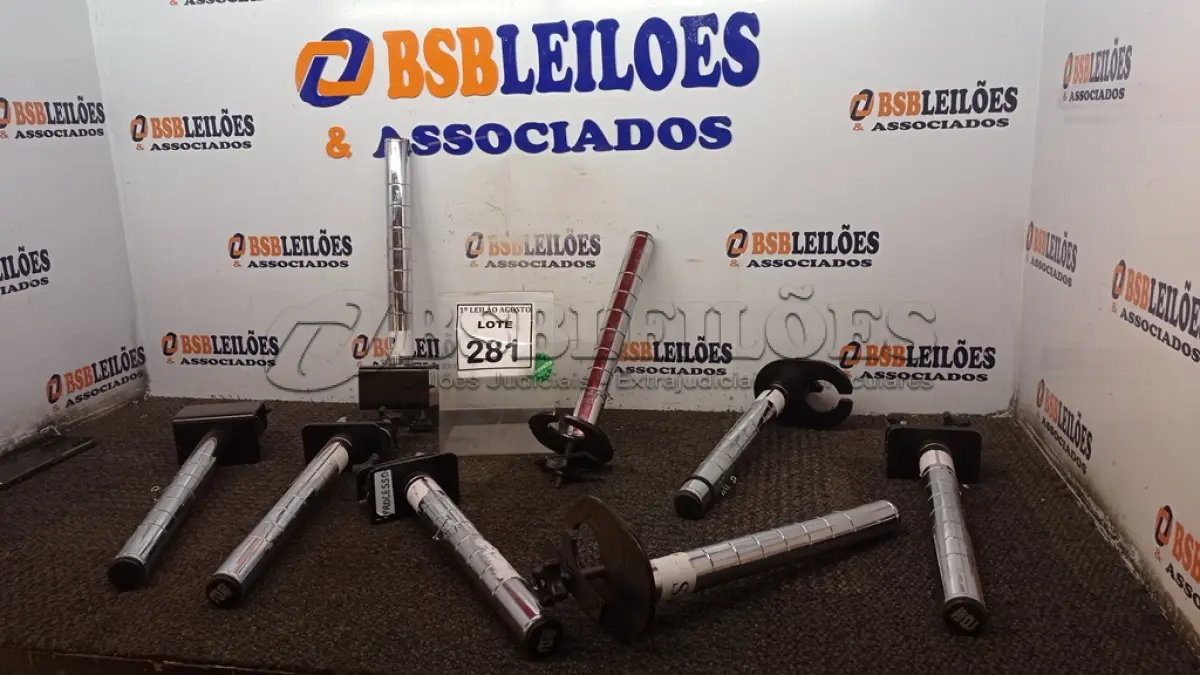 LOTE 281 - 08 SUPORTES DE MONITORES. (NO ESTADO) ATENÇÃO! FAZER A VISITAÇÃO ANTES DE ARREMATAR, NÃO SABEMOS SE FUNCIONA, LEILÃO NÃO TEM GARANTIA E NEM DEVOLUÇÃO, SUJEITO A POSSÍVEIS AVARIAS VISÍVEIS/OCULTAS E/OU AUSÊNCIA DE COMPONENTES.